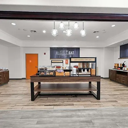 Hampton Inn Seguin 