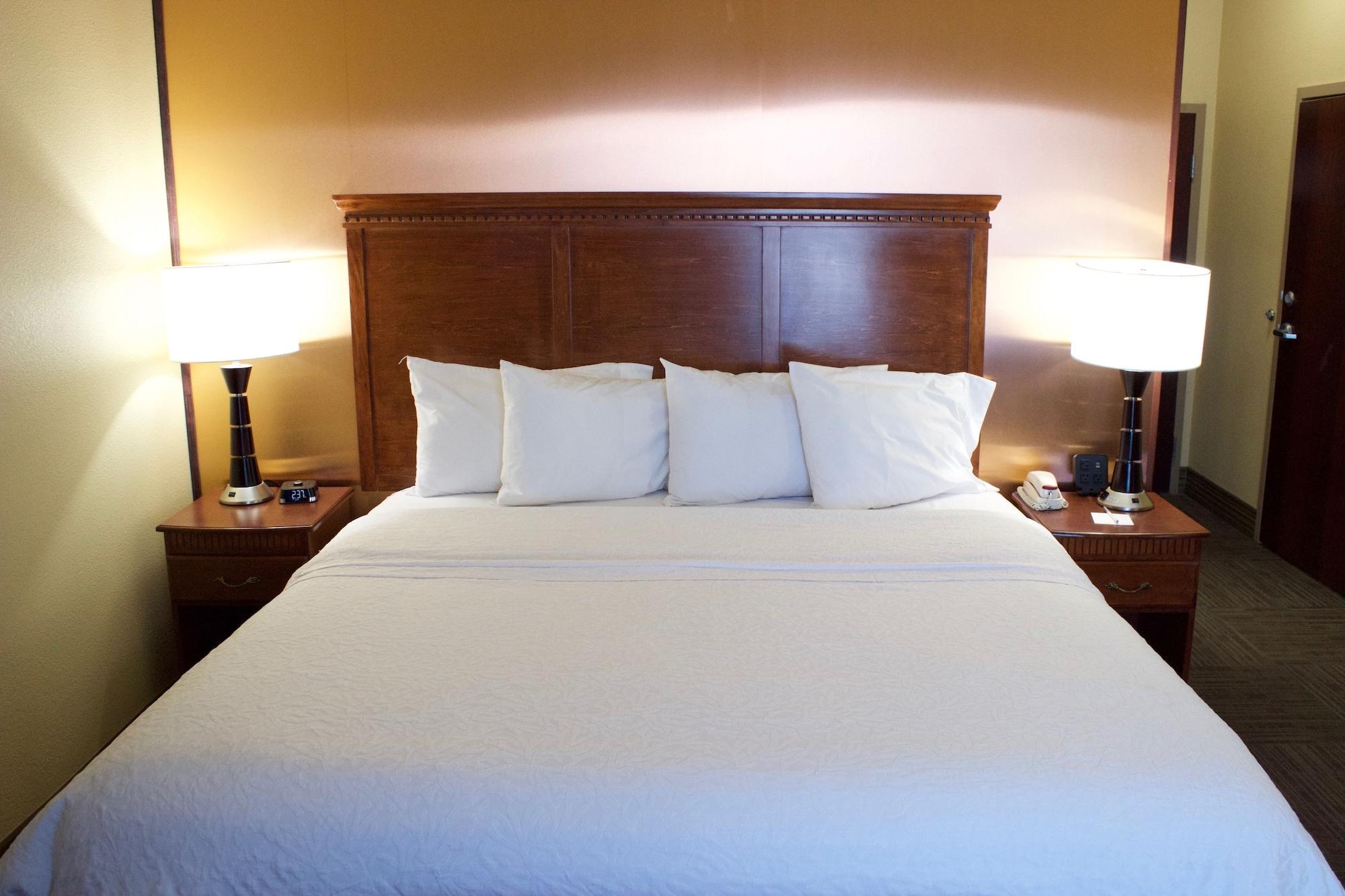 Hampton Hotel 3*