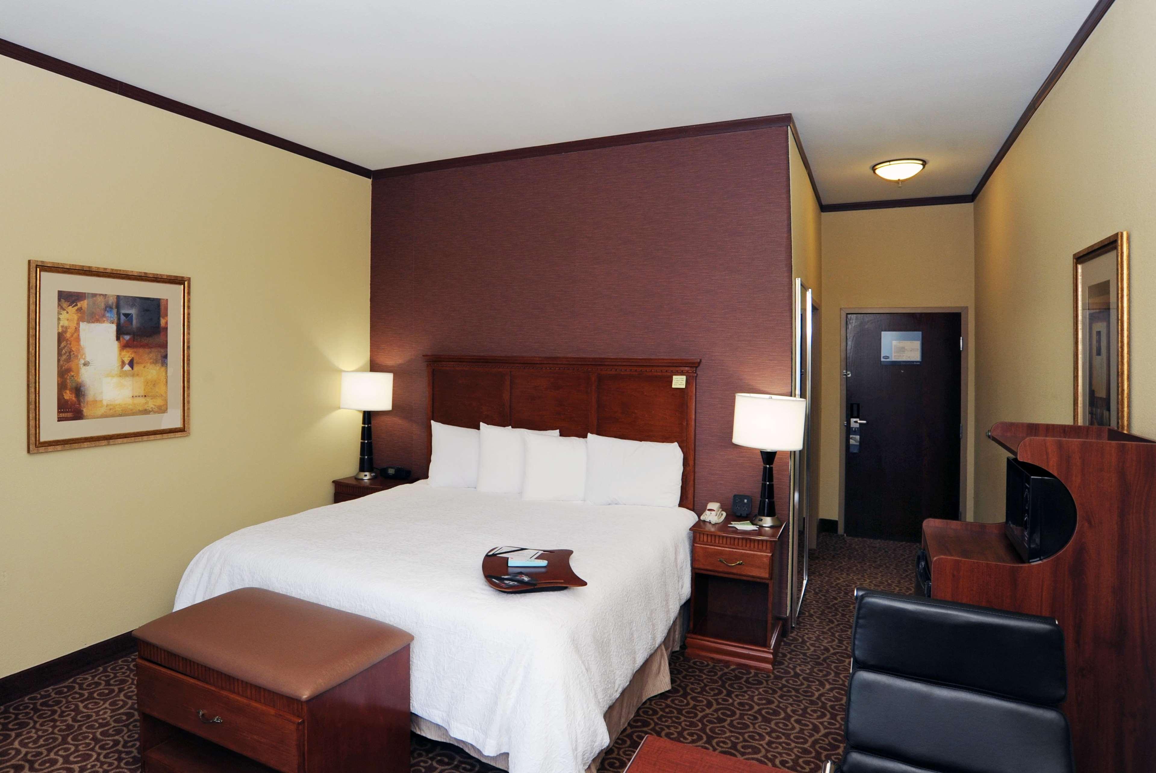 Hampton Hotel 3*