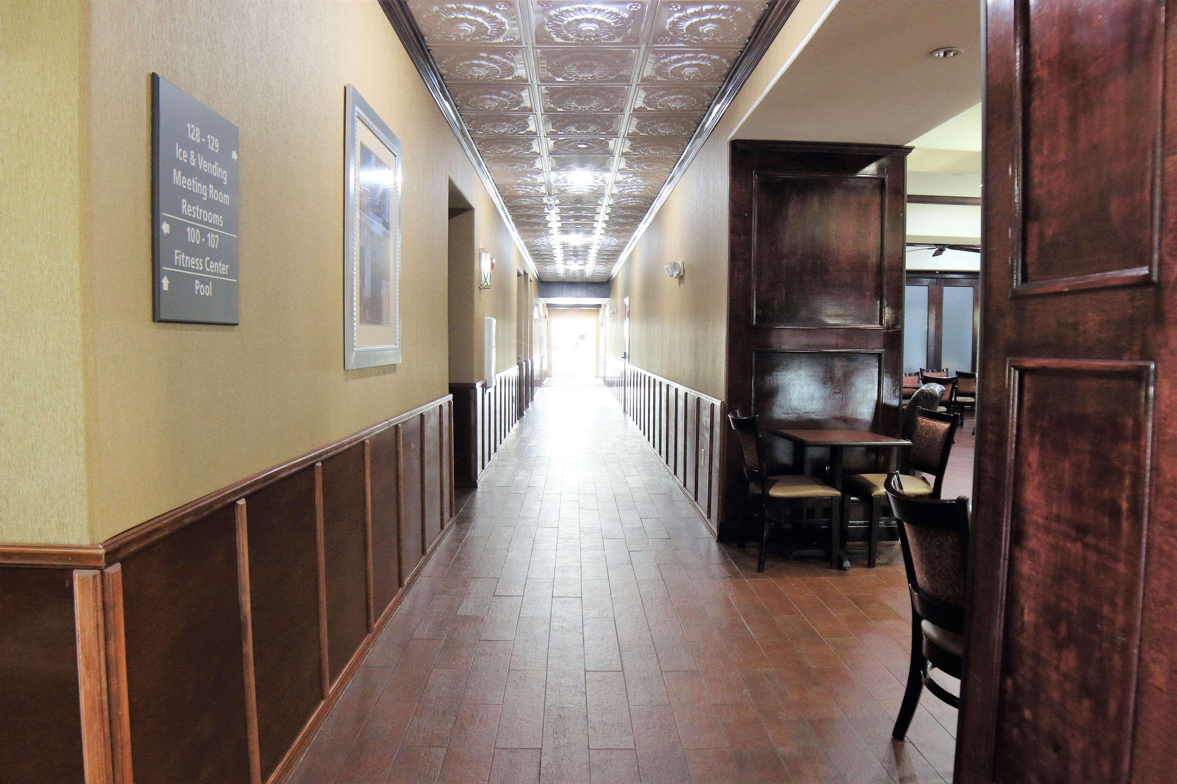 Hampton Hotel
