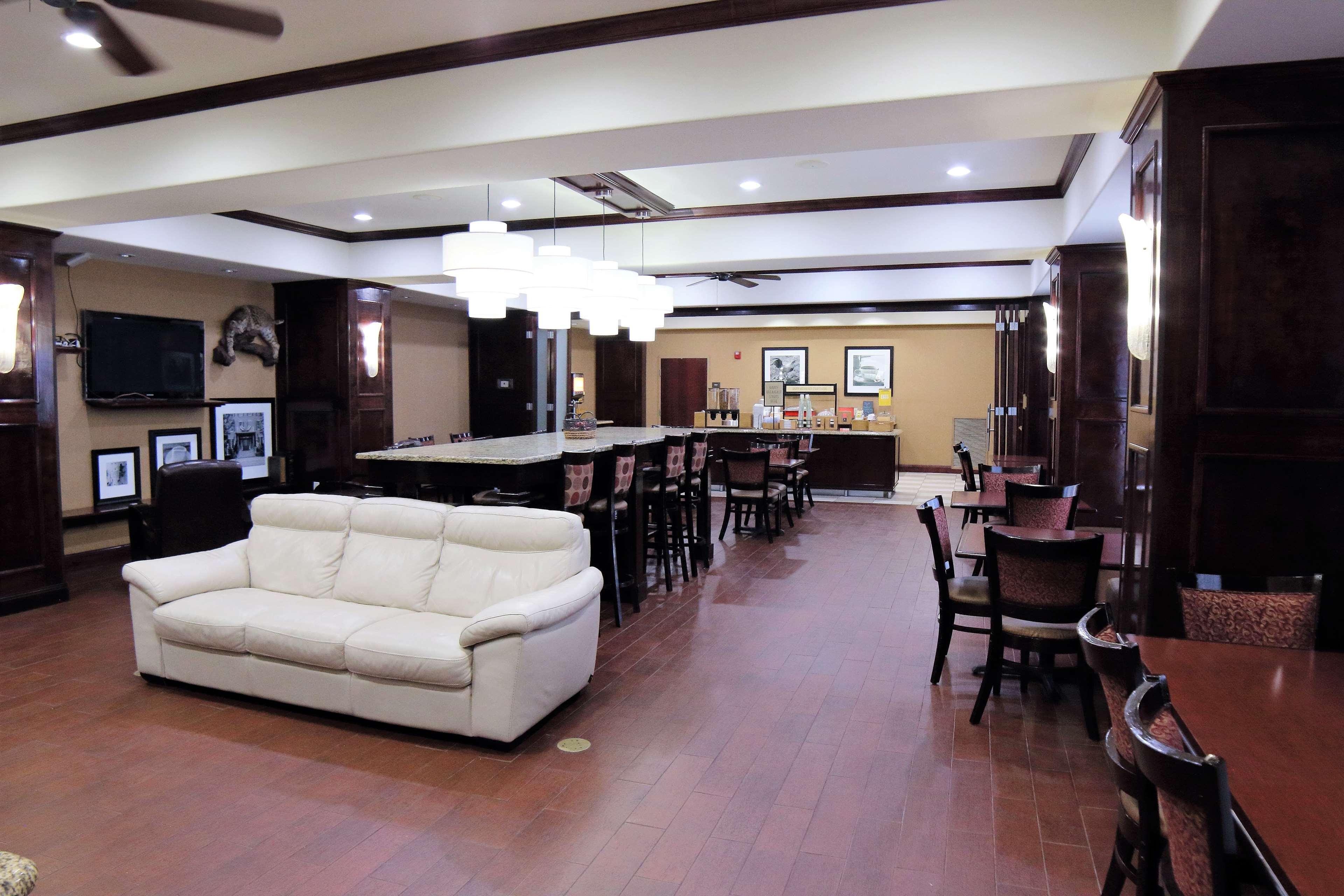 Hampton Hotel Seguin