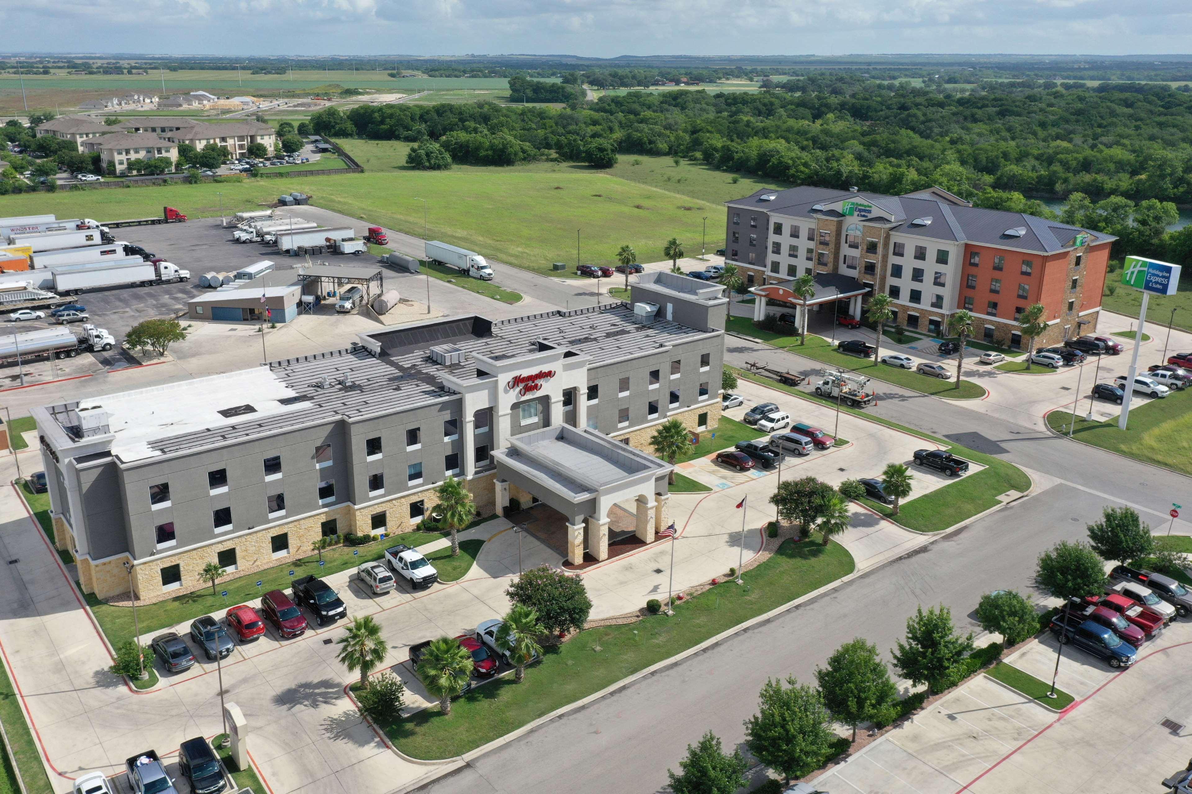 Hampton Hotel 3*