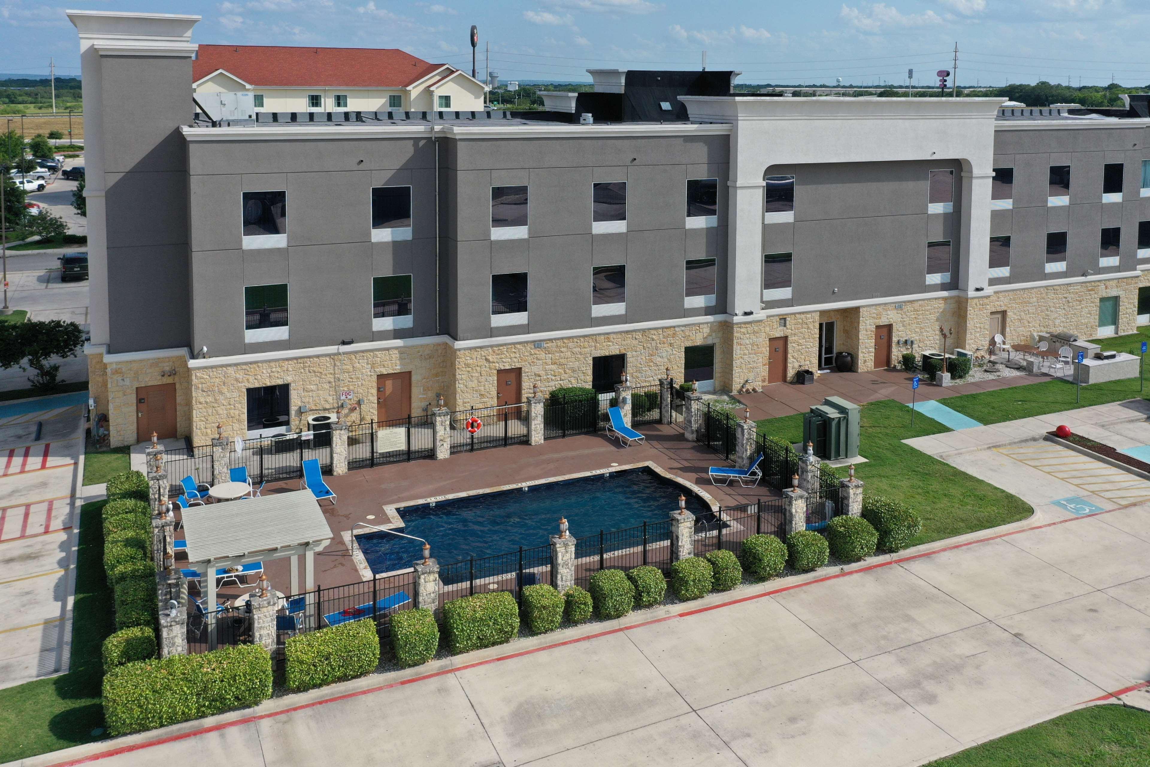 Hotel Hampton Seguin