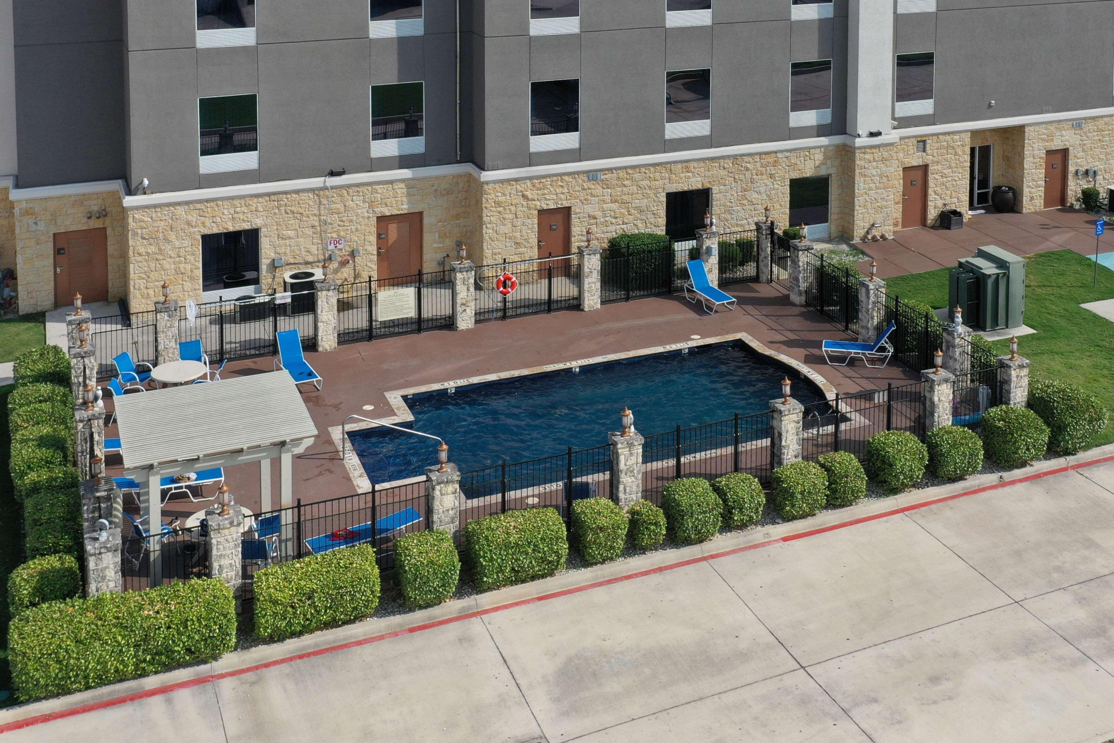Hotel Hampton Seguin