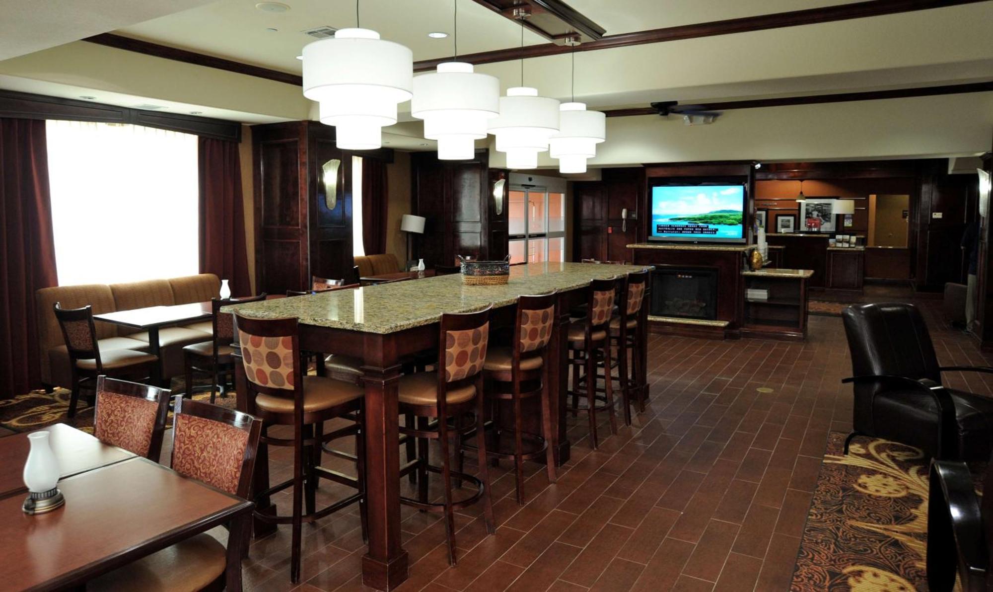 Hampton Hotel 3*